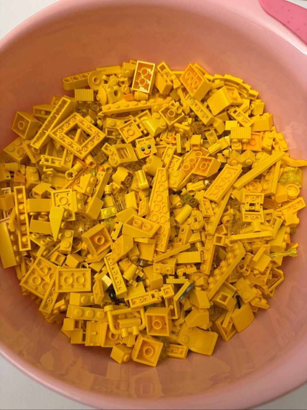 LEGO Various Shades of Yellow & Gold Assorted Bricks Pieces 1 lb 15.7 oz bag